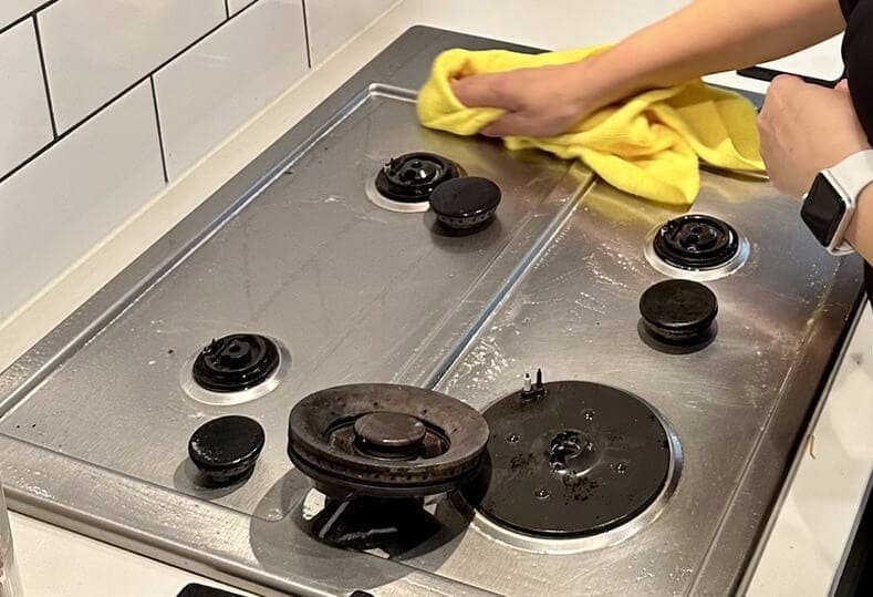 Clean cooktop after professional cleaning by Sam's Oven & BBQ Cleaning, Gold Coast